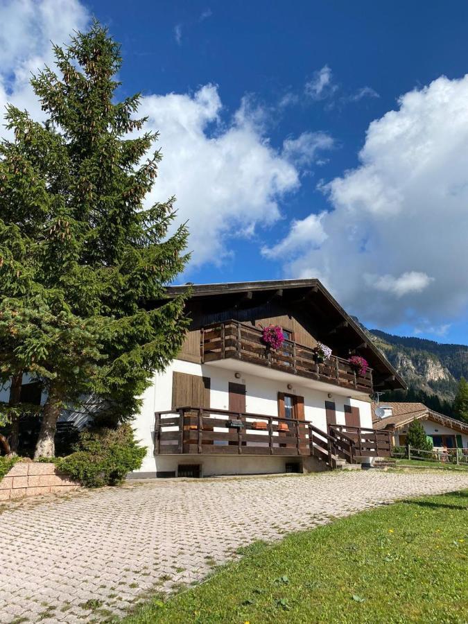 Chalet Relax Pozza di Fassa Bagian luar foto
