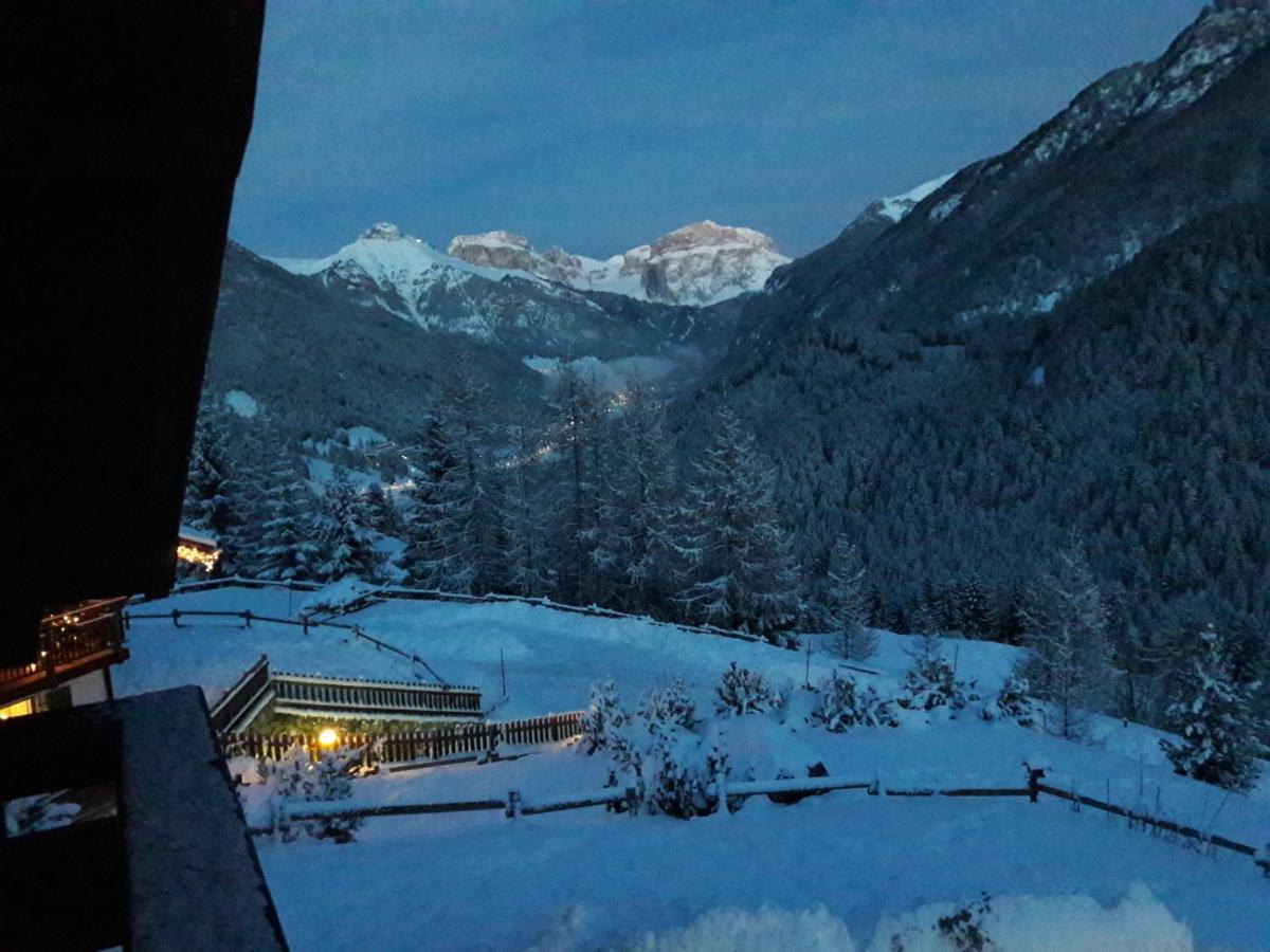 Chalet Relax Pozza di Fassa Bagian luar foto